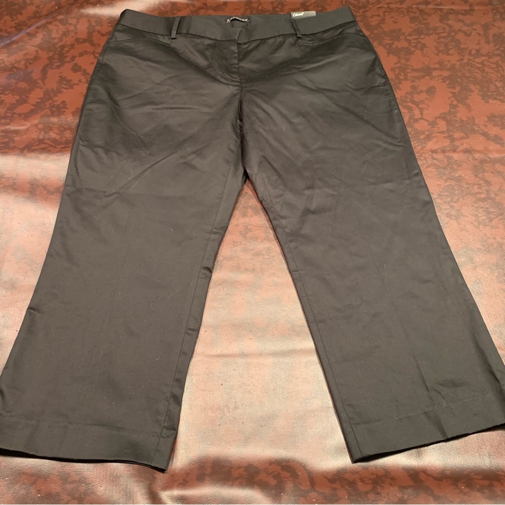Express Black Capris